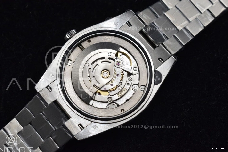 A 720 Weight On GSF Bracelet President Gain Blue Iced 40 TimelessDesign DayDate Crystal Dial SS 0110